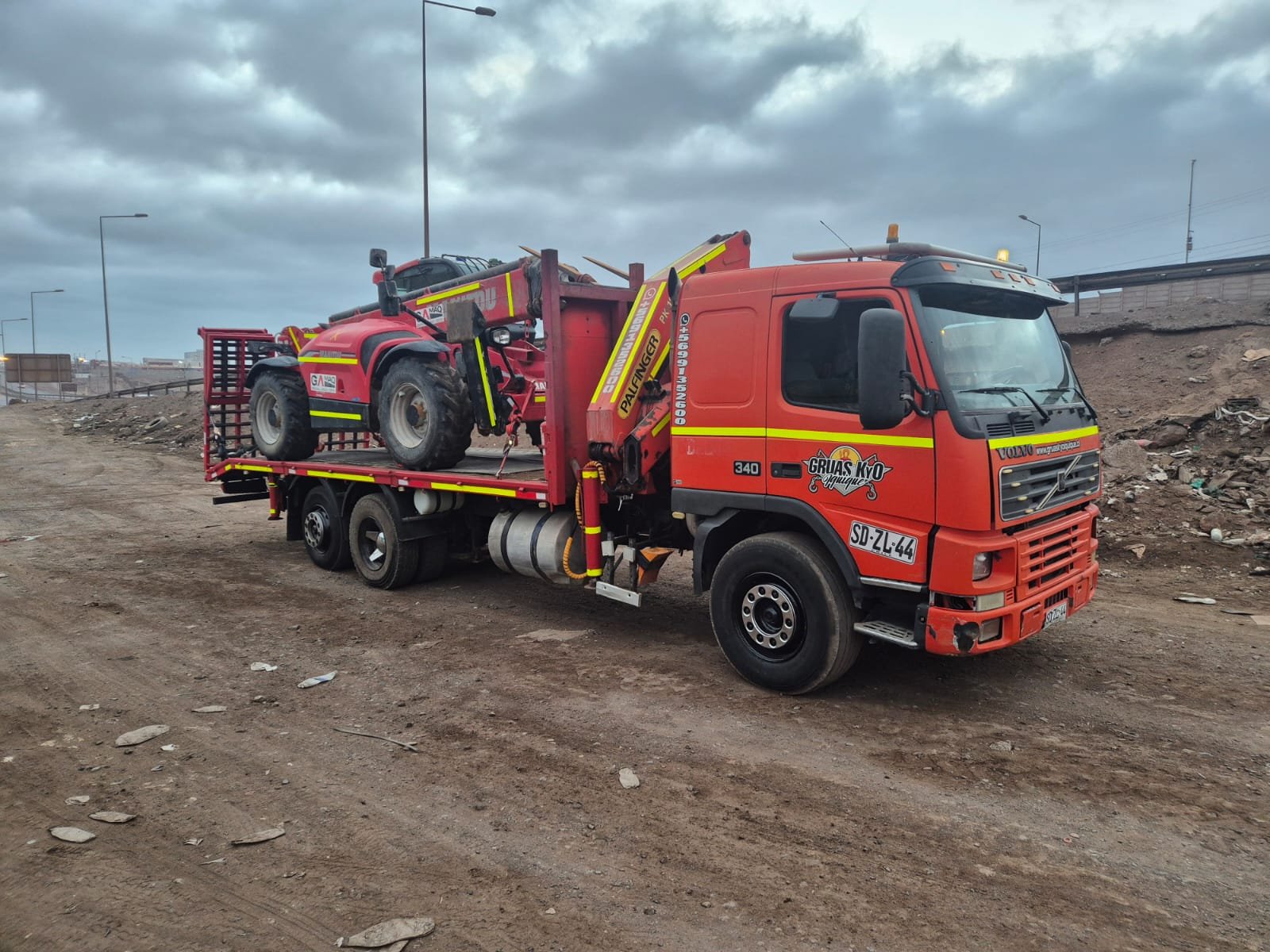 Galería Gruas KYO 44